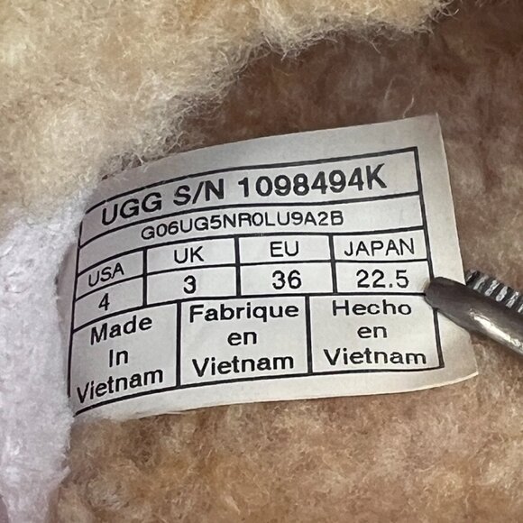 Ugg Sandal Girl 4 Fluff Yeah Toddler Slide Shoe Sheepskin Lining Strap Core Ex - Picture 11 of 15